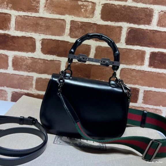Hyperpeter with handle Small Gucci bag Bamboo top 0712
